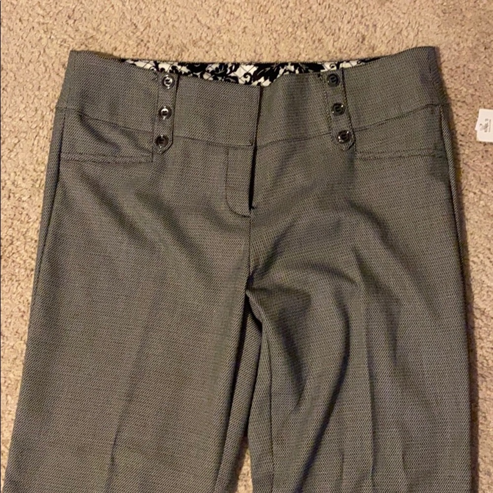 Cute slacks! New with tags size 11